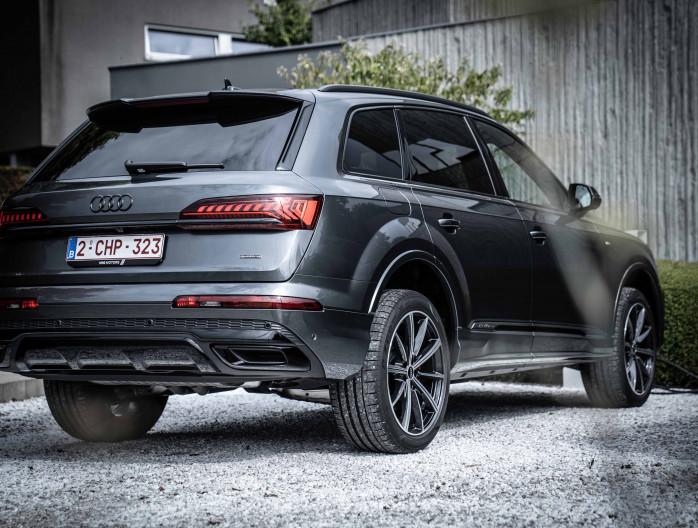 Audi Q7 60 TFSI e plugin hybride MIG Motors