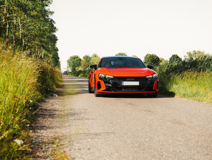 Audi e-tron GT Tour 2023 MIG Motors