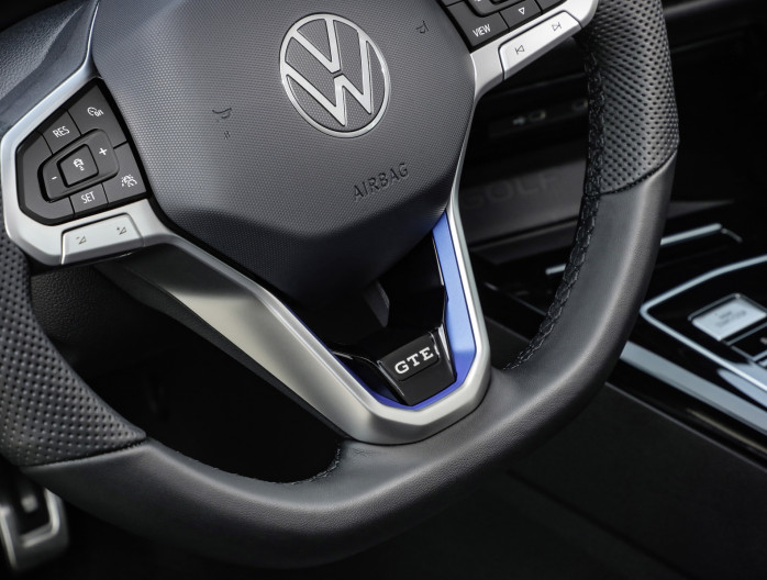 Volkswagen Golf GTE stuurwiel fysieke knoppen