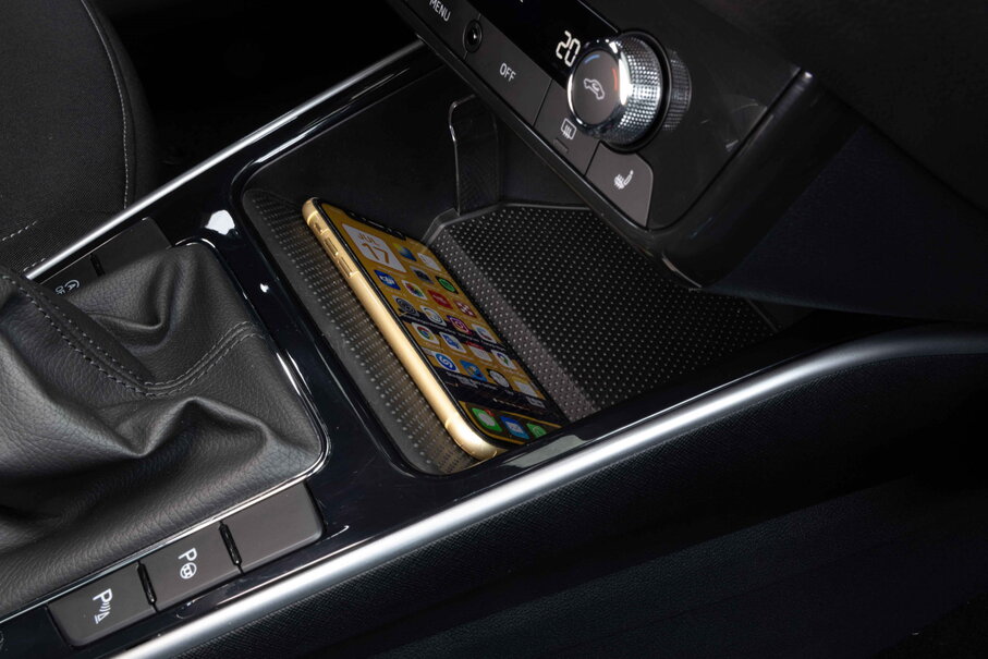 FABIA draadloos smartphone opladen migmotors