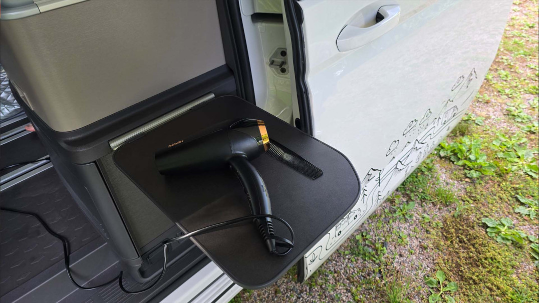 Volkswagen California externe tafel en haardroger