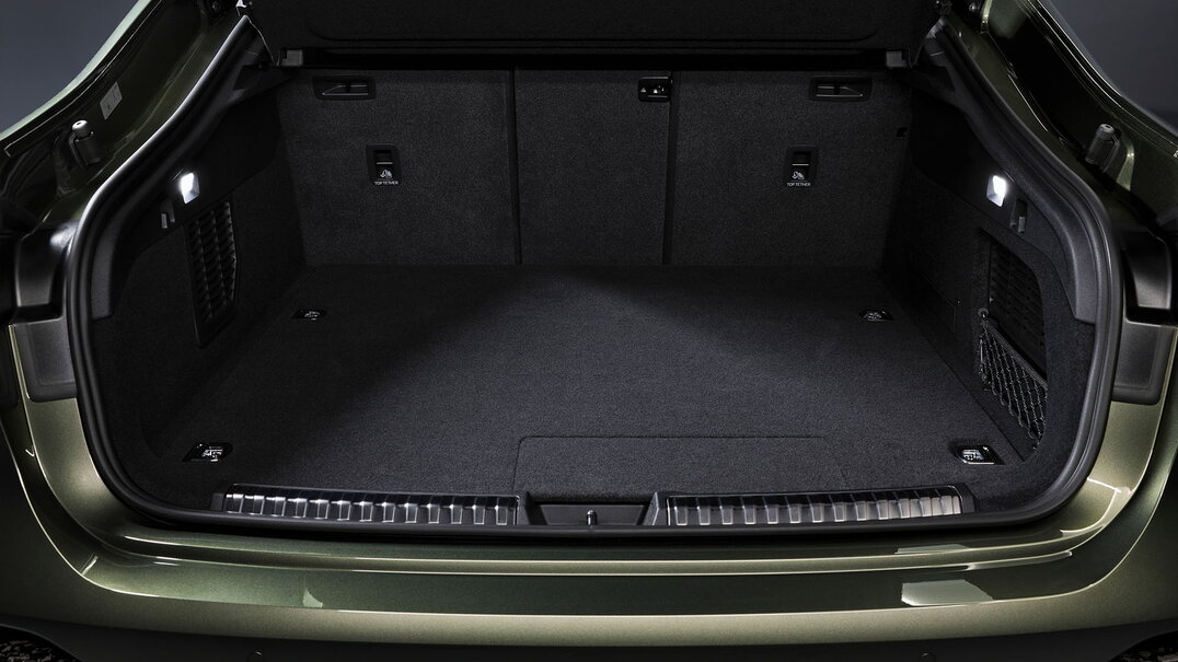 Audi RS 5 bij MIG Motors Latem, Gent, Aalter