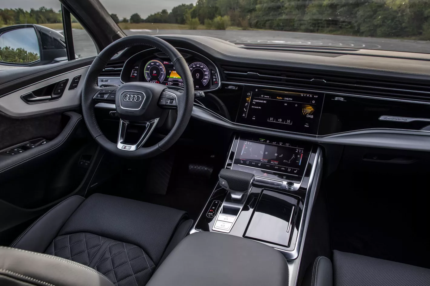 Audi Q7 MIG Motors Gent, Aalter, Sint-Martens-Latem interieur