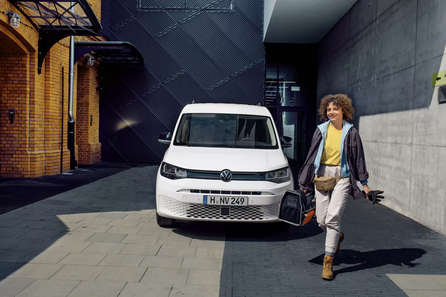 Volkswagen Caddy Cargo MIG Motors