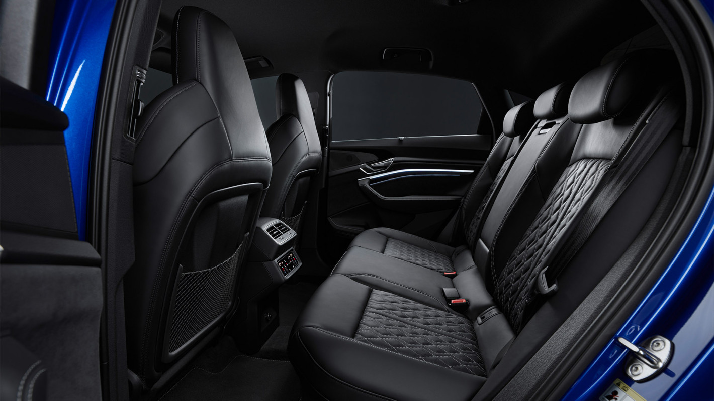 Audi Q8 e-tron ruimte achterin