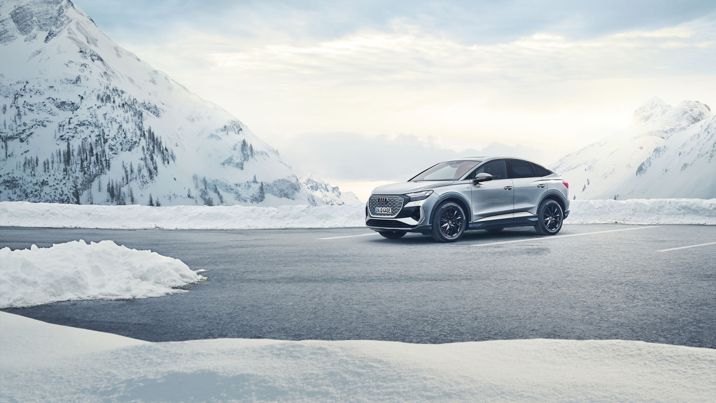 Audi Q4 e-tron tips in de winter