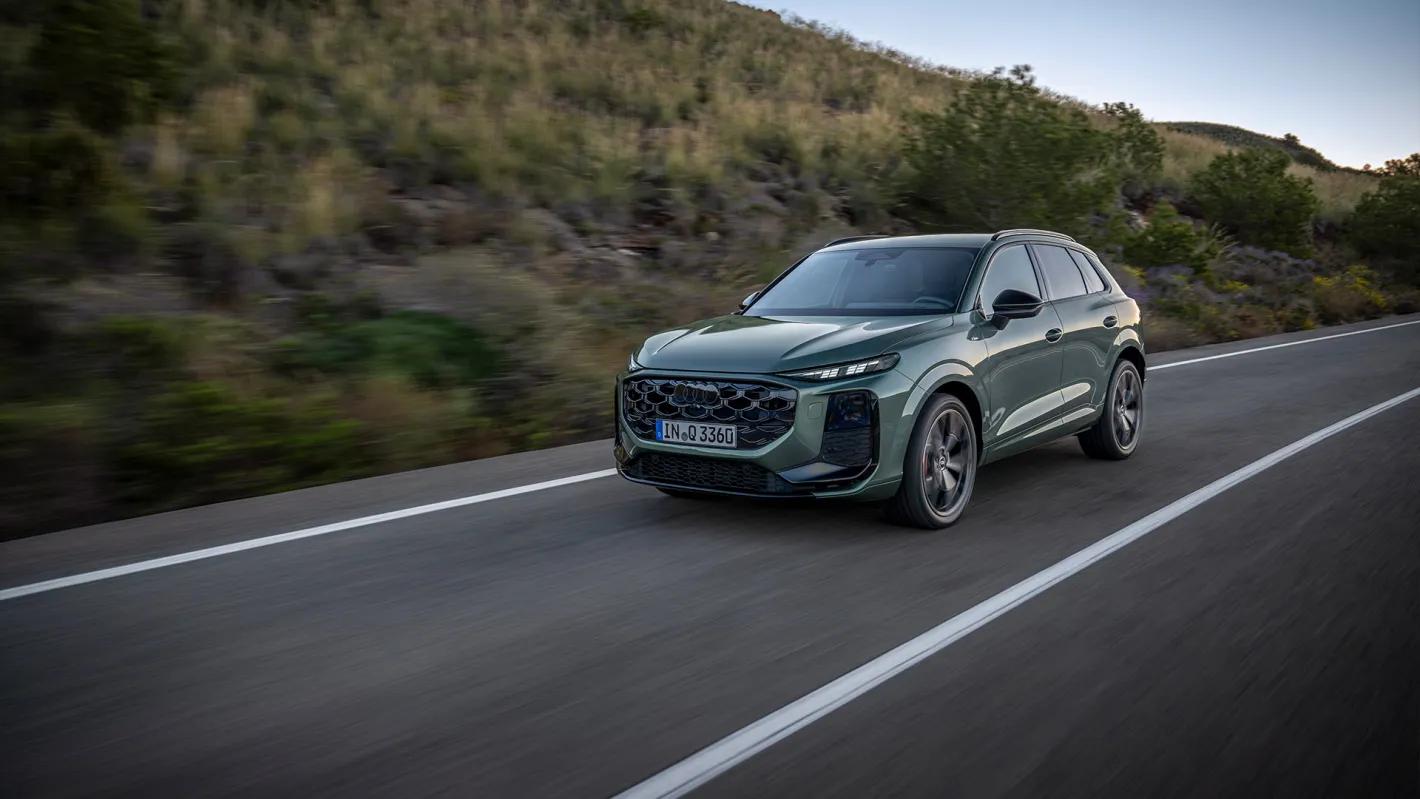 Audi Q3 rijdend 2025