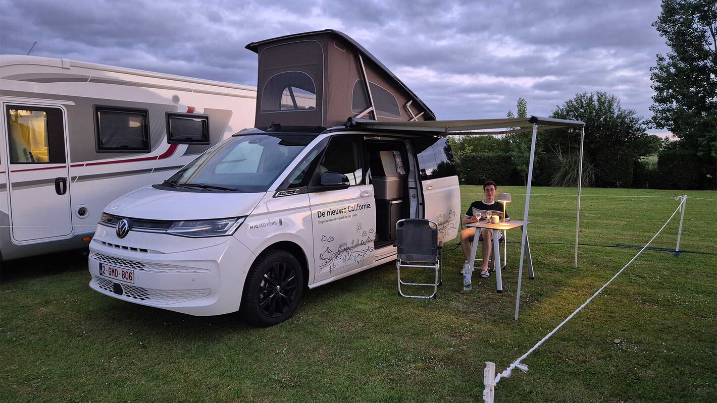 Volkswagen California 's avonds