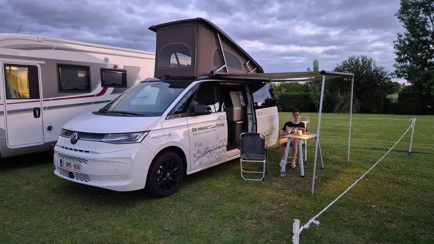 Volkswagen California 's avonds