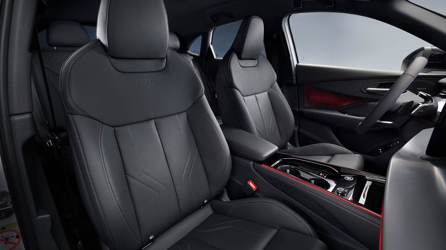 Audi Q3 sportback sportzetels S line MIG Motors