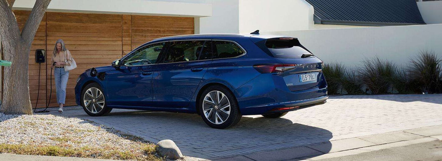 Superb-combi-iV-1920x750