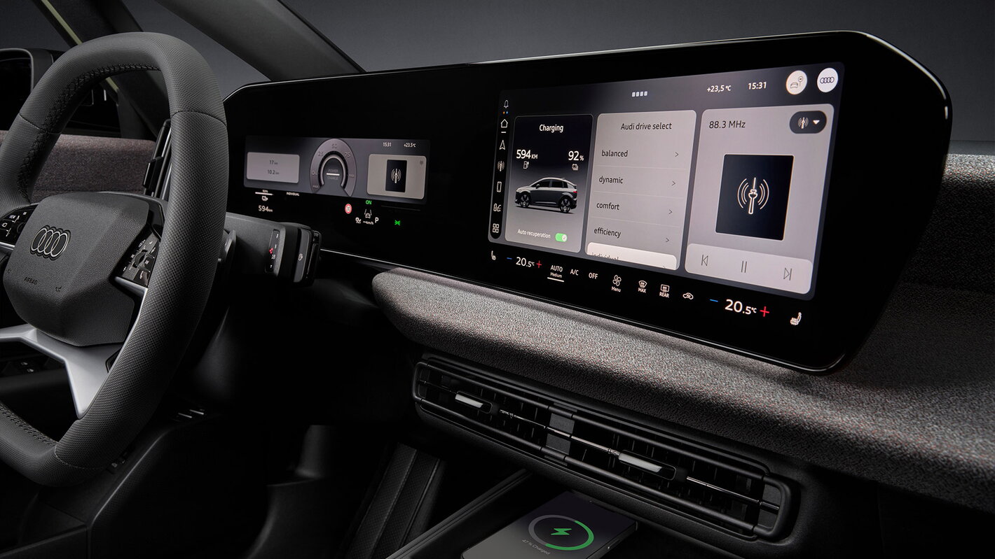 Audi dashboard stof A2 e-tron curved MMI