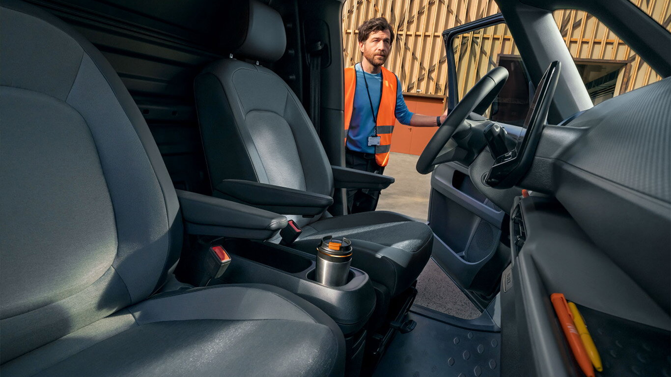 id.buzz-cargo-website-04.jpg